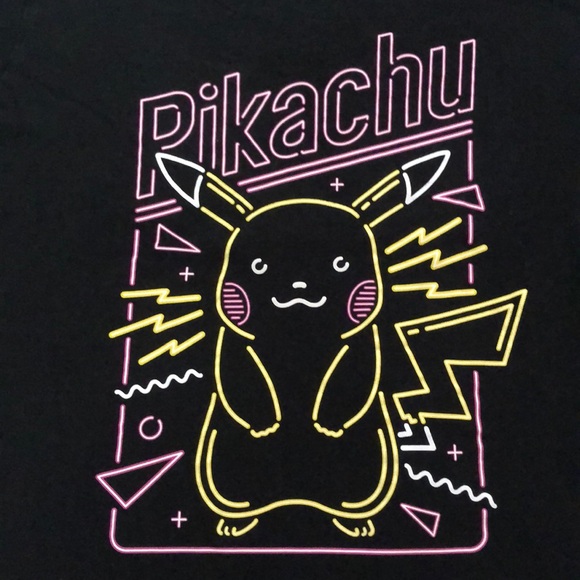 Pikachu tee shirt - Picture 1 of 5